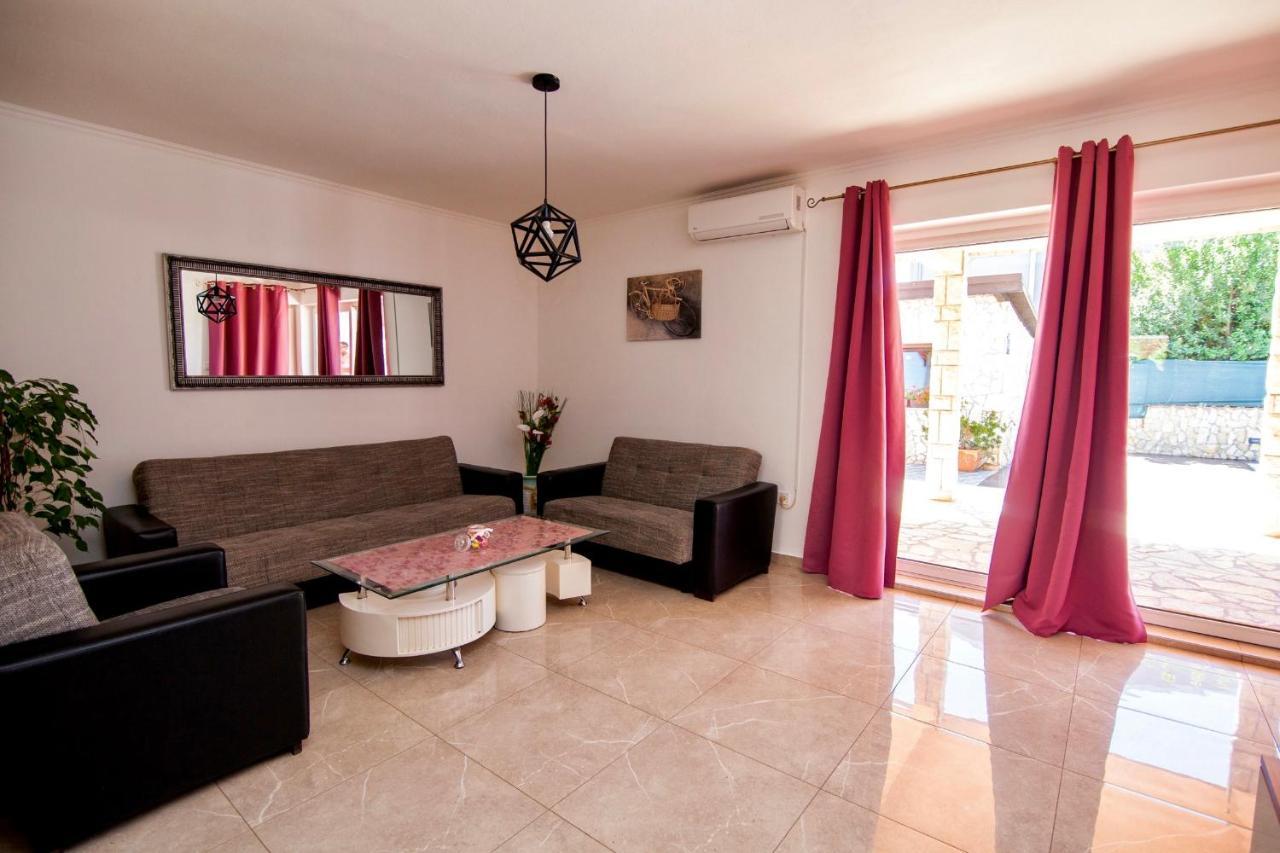 Villa Anita Pula Extérieur photo