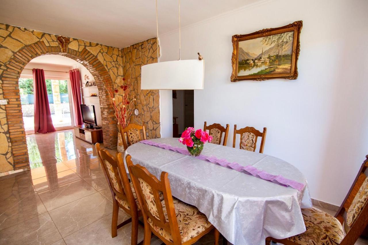 Villa Anita Pula Extérieur photo