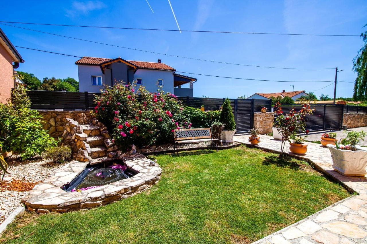 Villa Anita Pula Extérieur photo
