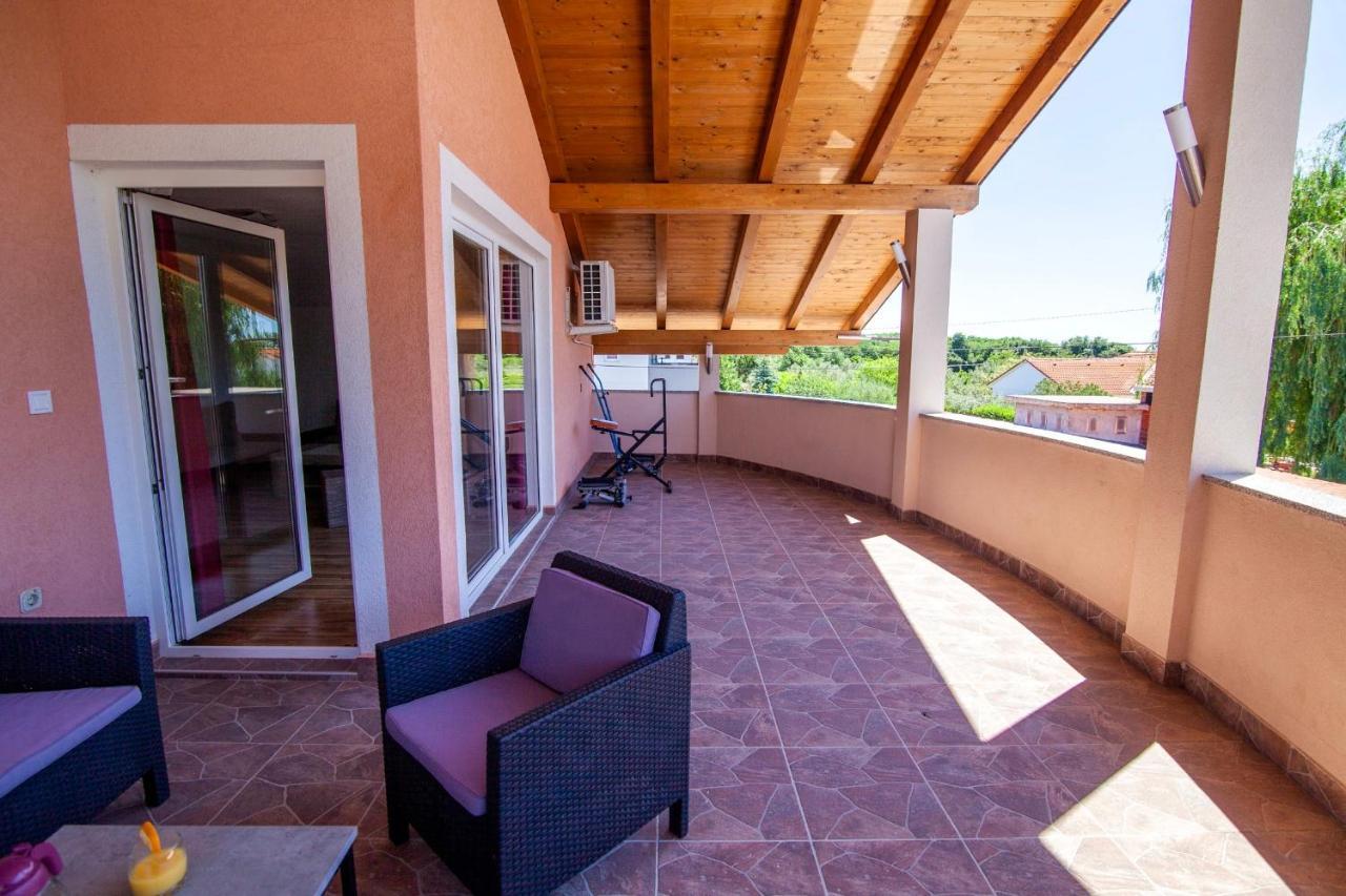 Villa Anita Pula Extérieur photo